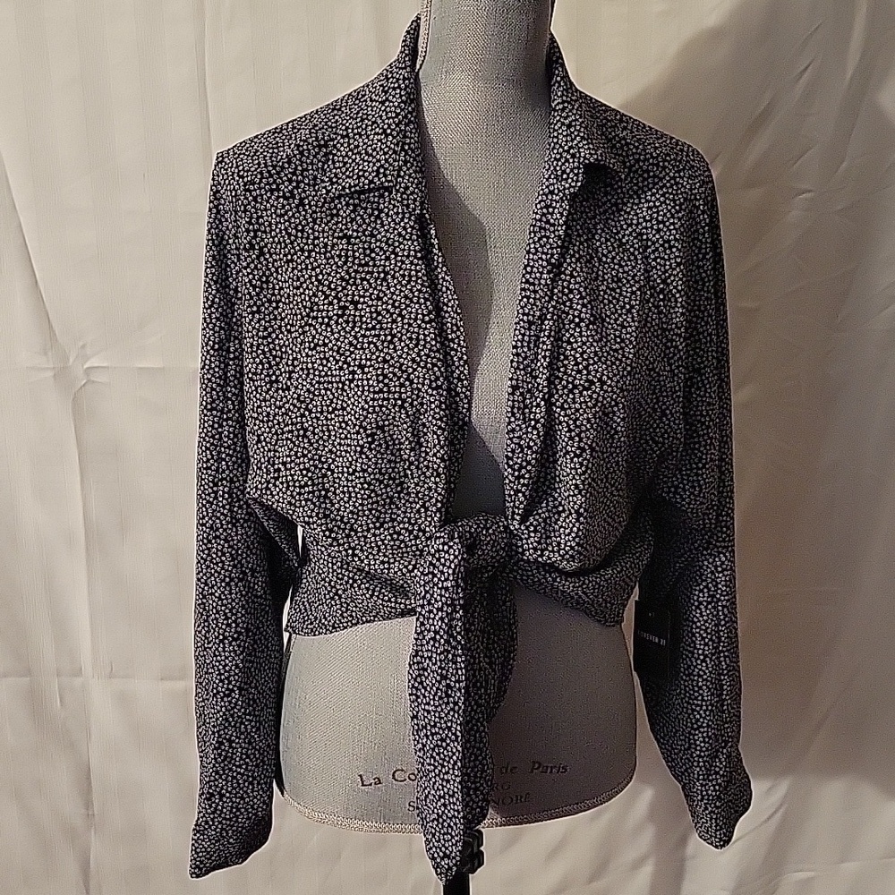 Forever 21 Contemporary Black & Gray Front Tie Shirt, Size: L, NWT